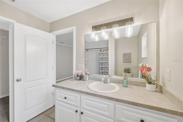 909 N MOBLEY STREET, Plant City, FL 33563