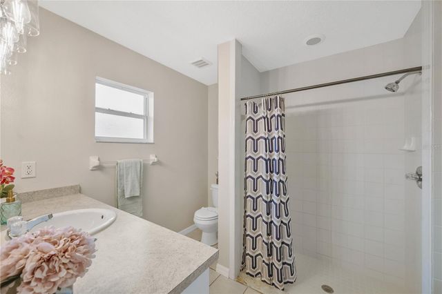 909 N MOBLEY STREET, Plant City, FL 33563