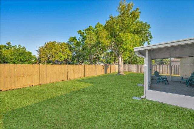 909 N MOBLEY STREET, Plant City, FL 33563