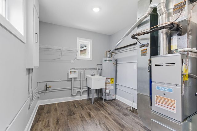 2743 Henry Street, Lake Station, IN 46405