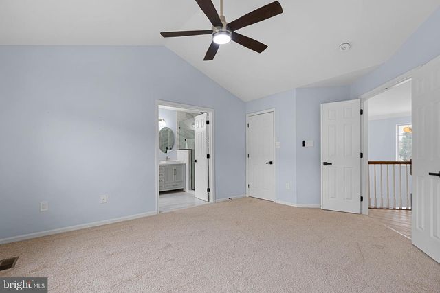 2 NETHY DR, Newark, DE 19711