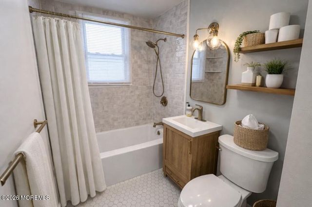 26 Belshaw Avenue, Eatontown, NJ 07724