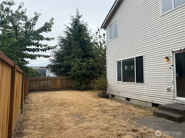 651 Milwaukee Boulevard S, Pacific, WA 98047