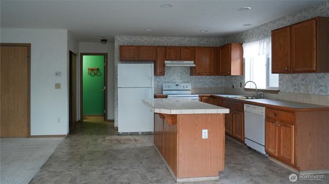651 Milwaukee Boulevard S, Pacific, WA 98047