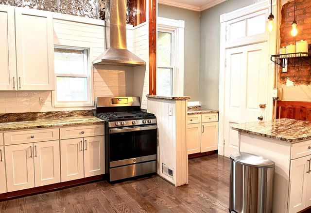 346 W 9th Street, Covington, KY 41011