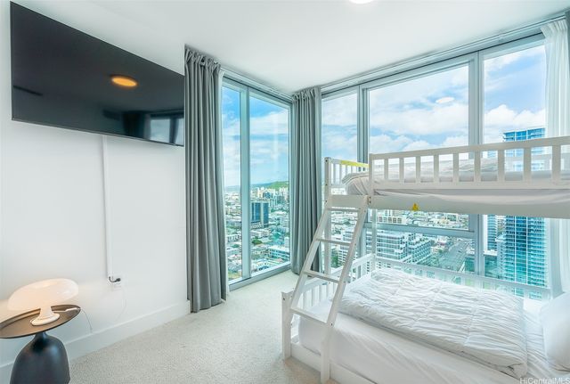 629 Keeaumoku Street 2911, Honolulu, HI 96814