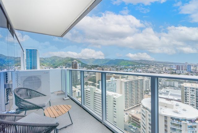 629 Keeaumoku Street 2911, Honolulu, HI 96814