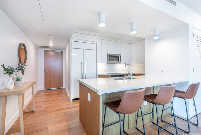 629 Keeaumoku Street 2911, Honolulu, HI 96814