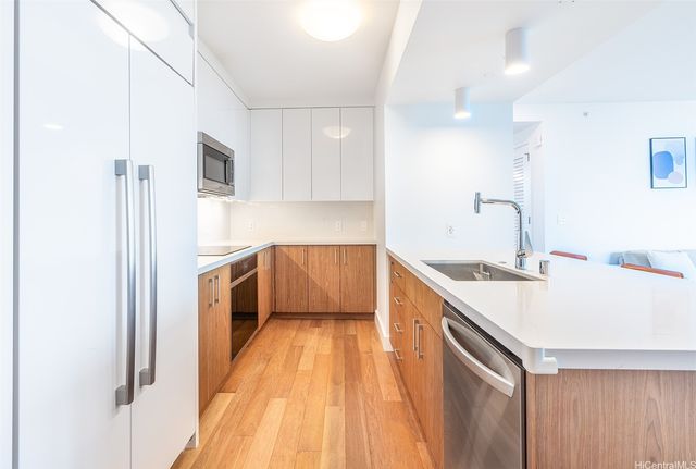 629 Keeaumoku Street 2911, Honolulu, HI 96814