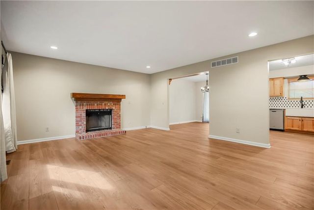 19555 K 68 Highway, Paola, KS 66071