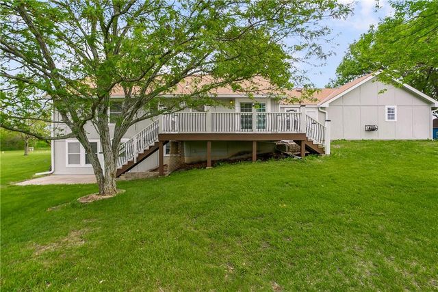 19555 K 68 Highway, Paola, KS 66071