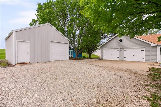 19555 K 68 Highway, Paola, KS 66071