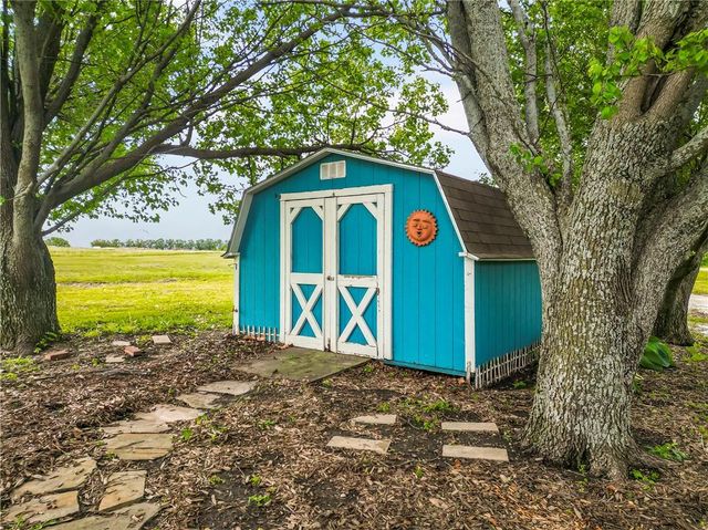 19555 K 68 Highway, Paola, KS 66071