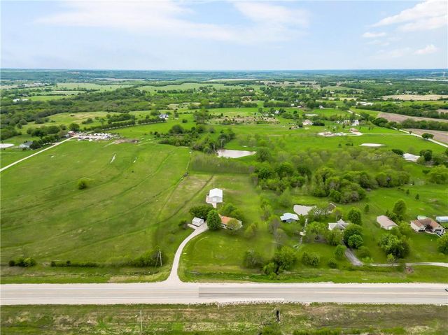 19555 K 68 Highway, Paola, KS 66071