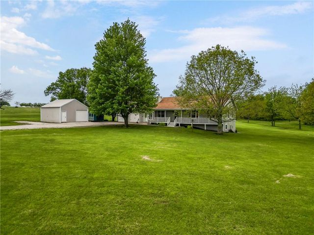 19555 K 68 Highway, Paola, KS 66071