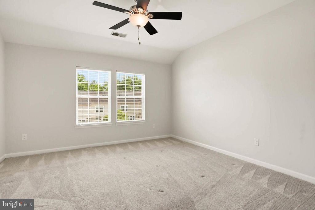 Image 16 of property listing at 9817 SOLAR CRSE, Laurel, MD 20723
