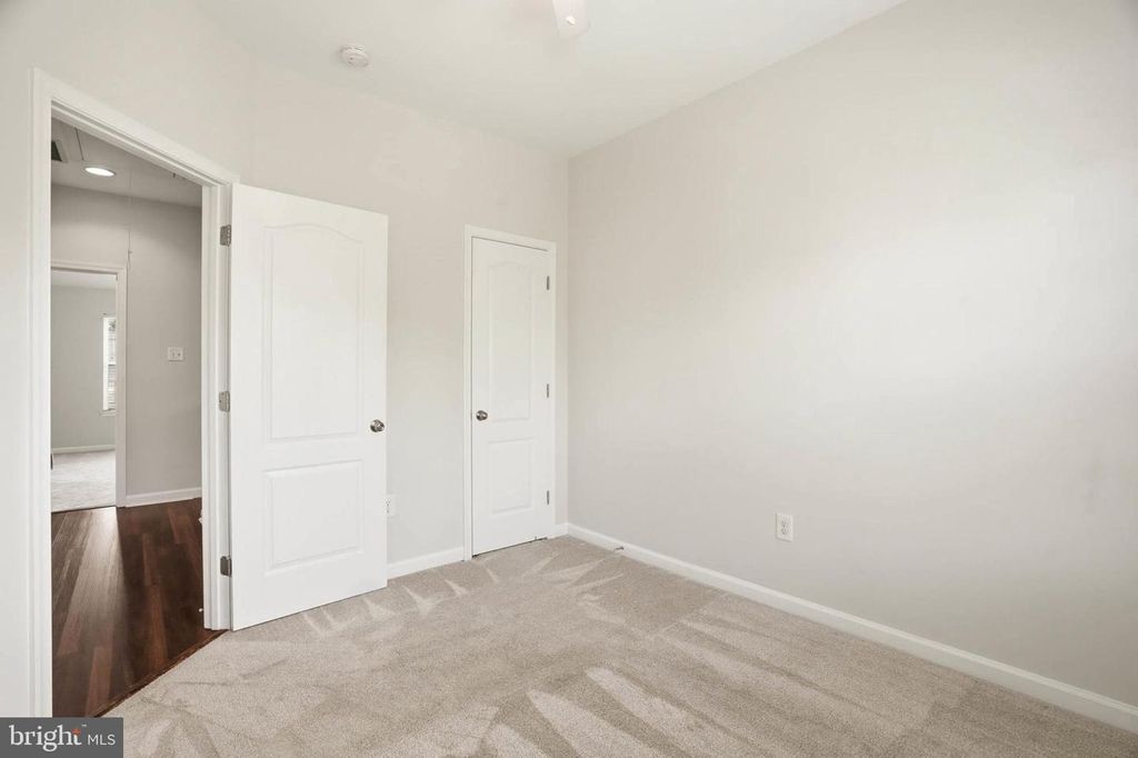 Image 22 of property listing at 9817 SOLAR CRSE, Laurel, MD 20723