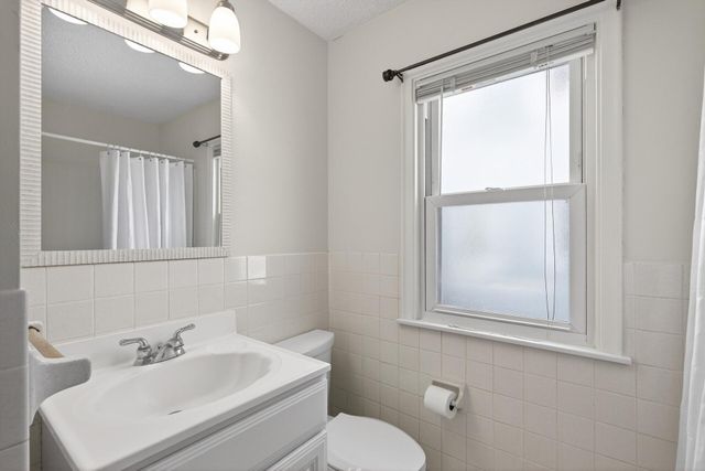 2186 4th Street E, Saint Paul, MN 55119