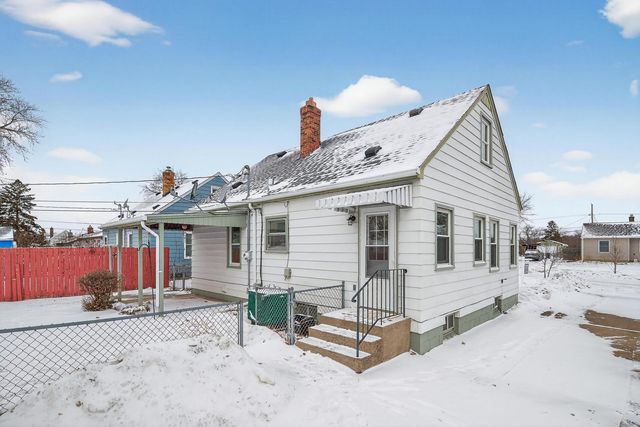 2186 4th Street E, Saint Paul, MN 55119