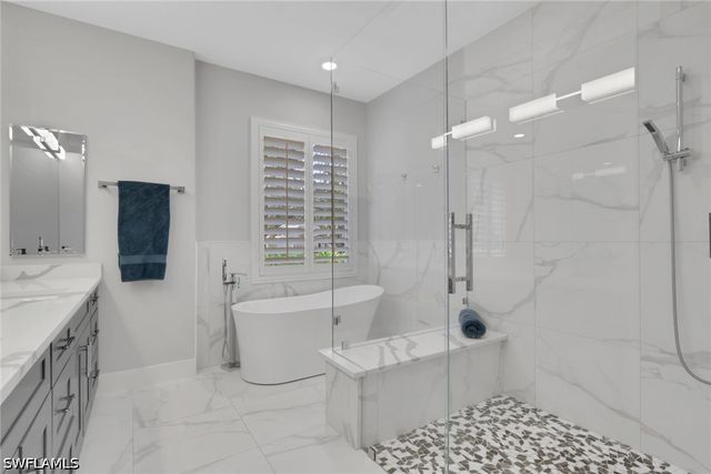 28658 San Lucas LN 101, Bonita Springs, FL 34135