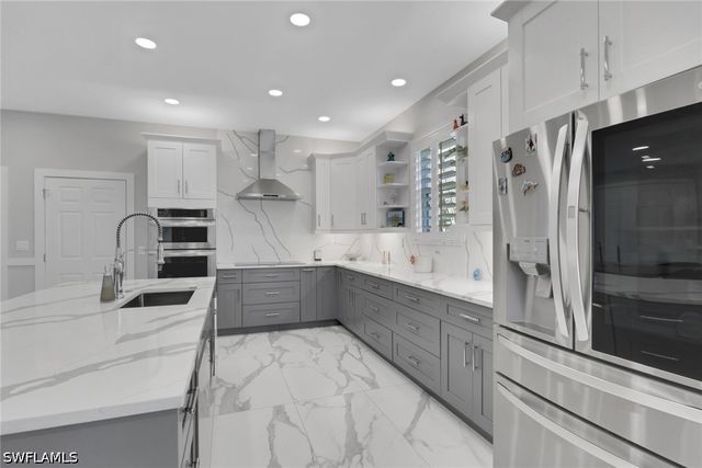 28658 San Lucas LN 101, Bonita Springs, FL 34135