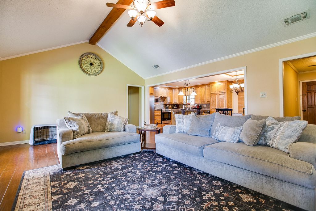 Image 8 of property listing at 3205 Valleyview Boulevard, San Angelo, TX 76904