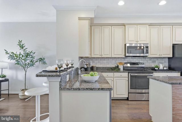 966 S MACON ST S, Baltimore, MD 21224