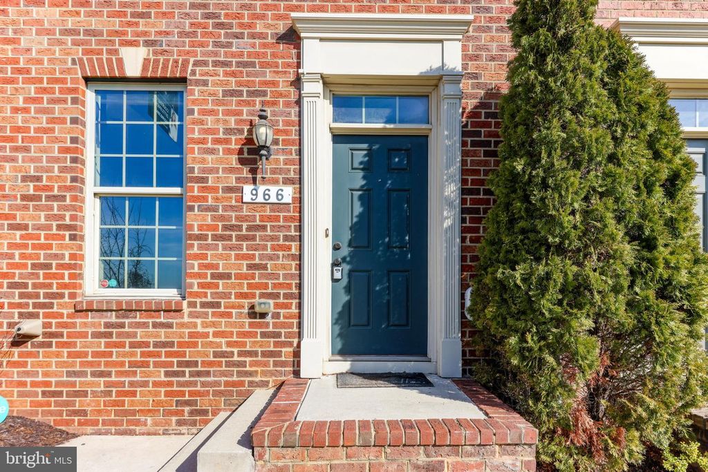 966 S MACON ST S, Baltimore, MD 21224