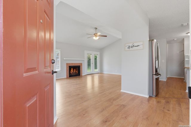 14114 CLOVER HL, San Antonio, TX 78217