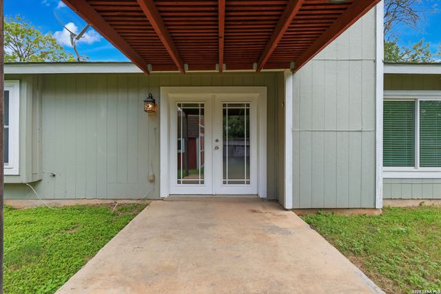 14114 CLOVER HL, San Antonio, TX 78217