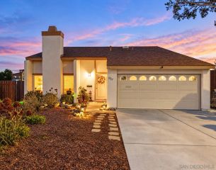 1527 Triton Pl, San Diego, CA 92154