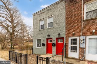4131 HUNT PL NE #A, Washington, DC 20019