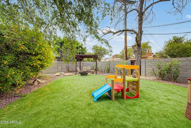4524 N 24TH Place, Phoenix, AZ 85016