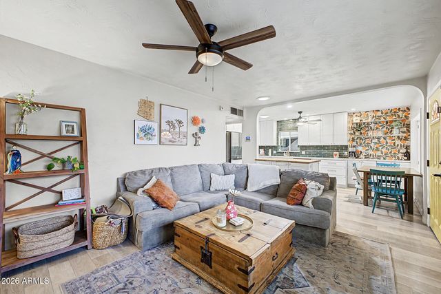 4524 N 24TH Place, Phoenix, AZ 85016