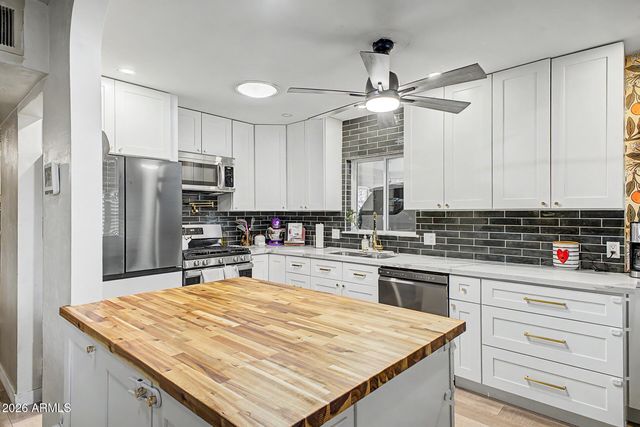 4524 N 24TH Place, Phoenix, AZ 85016