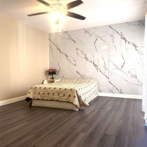 2457 Briarwest Boulevard, Houston, TX 77077