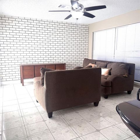 2457 Briarwest Boulevard, Houston, TX 77077