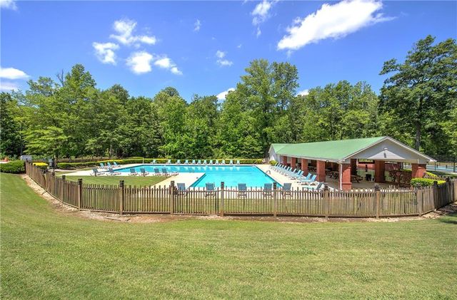 620 Saddle Brooke Drive, Dallas, GA 30132