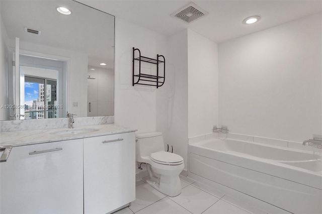 55 SE 6th St 3604, Miami, FL 33131