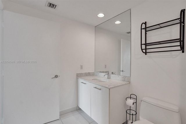 55 SE 6th St 3604, Miami, FL 33131