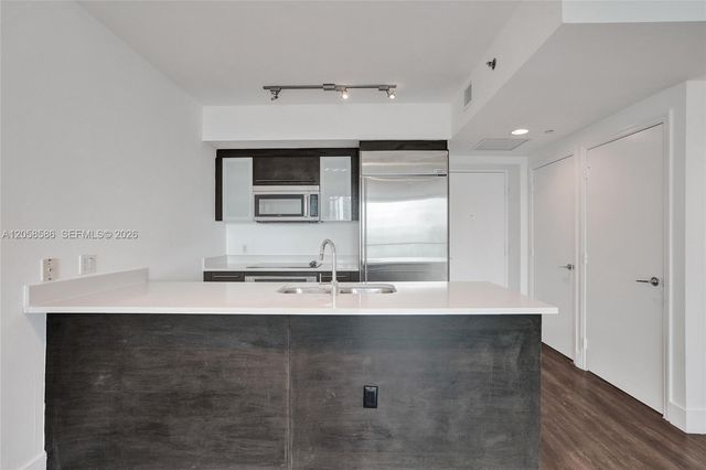 55 SE 6th St 3604, Miami, FL 33131