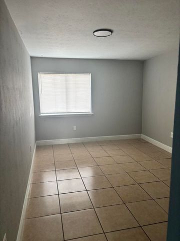 4269 Tymberwood Lane, Orlando, FL 32839