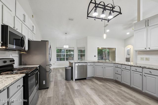 5628 CREST CREEK Drive, Jacksonville, FL 32258