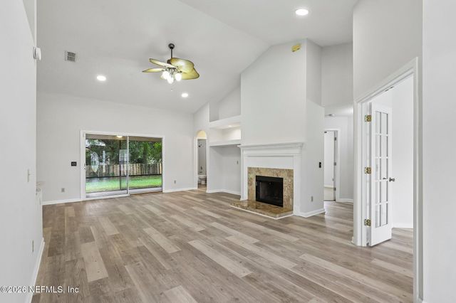 5628 CREST CREEK Drive, Jacksonville, FL 32258