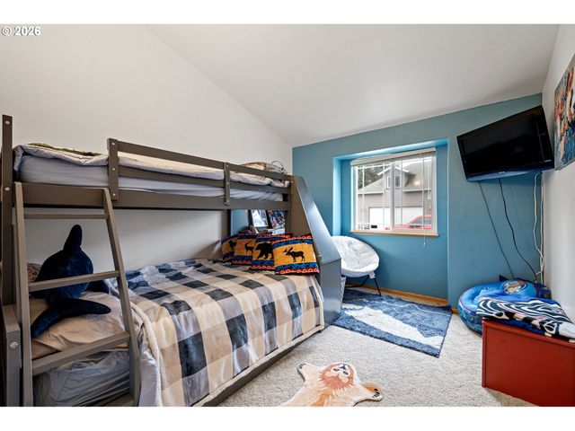 1161 MOLLY Ln, Eugene, OR 97404