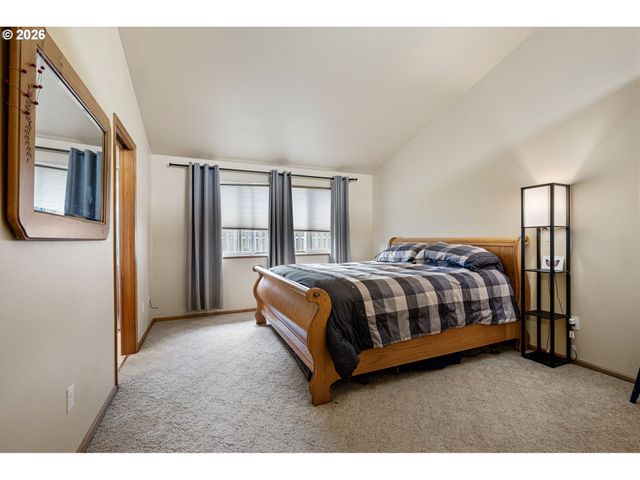 1161 MOLLY Ln, Eugene, OR 97404