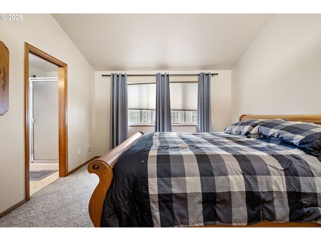 1161 MOLLY Ln, Eugene, OR 97404