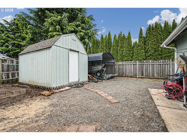 1161 MOLLY Ln, Eugene, OR 97404