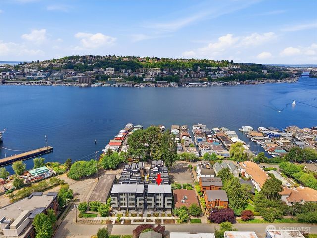 2017 Minor Avenue E, Seattle, WA 98102