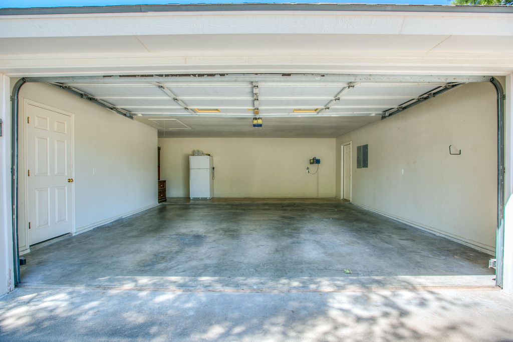 Image 41 of property listing at 5301 Beverly Drive, San Angelo, TX 76904